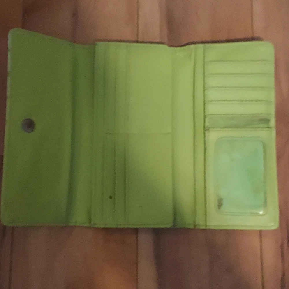 Wallet - Picture 2 of 3